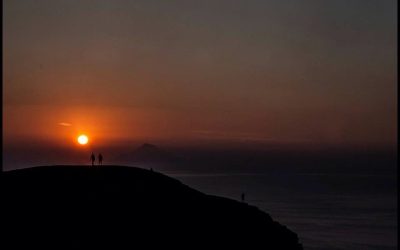 Isole eolie in barca a vela ánemos del mediterraneo..